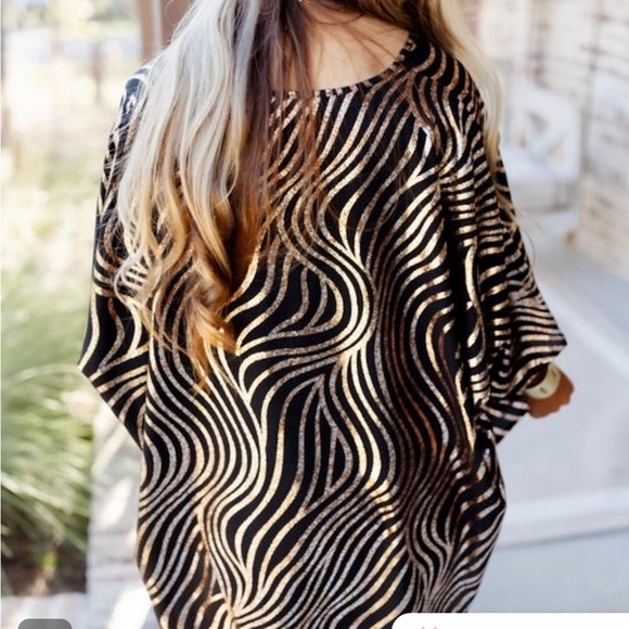 Oversized Adrienne blouse - Picture 2 of 3